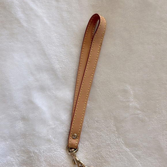 Dooney & Bourke wristlet with click/snap closure, tan & blue w/ gold hardware - Picture 6 of 11